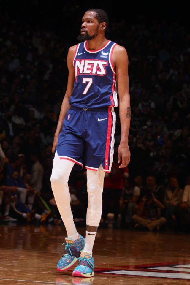 开云体育-第三节8中0落回凡间 杜兰特打出赛季最低迷一战