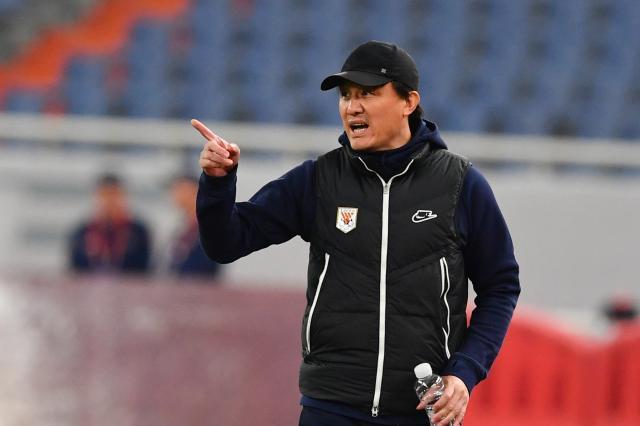 开云APP-费莱尼王彤因伤无缘首发 郝伟：需要改善进攻效果